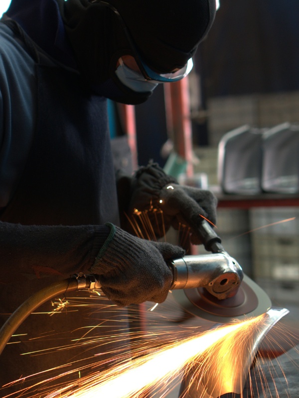 บริการขัดผิวชิ้นงาน